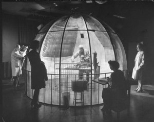 Camara Gessel. Extraña semejanza de la forma con una nave extraterrestre. ¿Pura coincidencia?